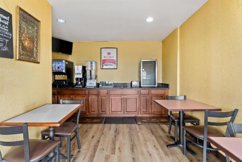 Econo Lodge Fredericksburg near I-95 - image 44