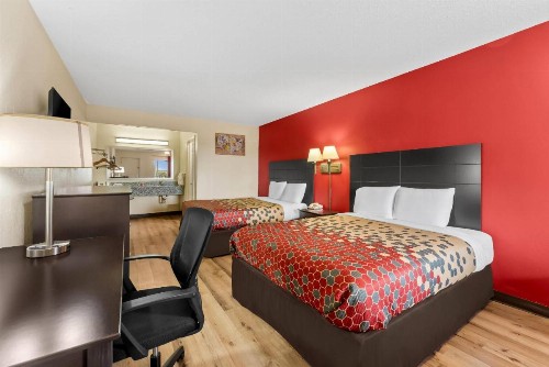 Econo Lodge Fredericksburg near I-95 - image 46