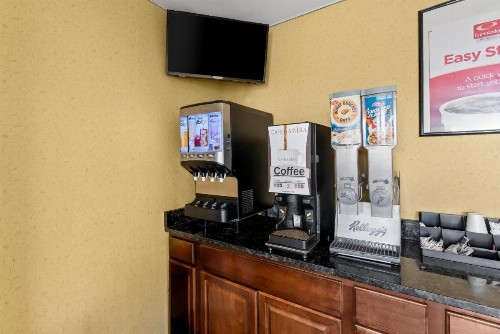Econo Lodge Fredericksburg near I-95 - image 48