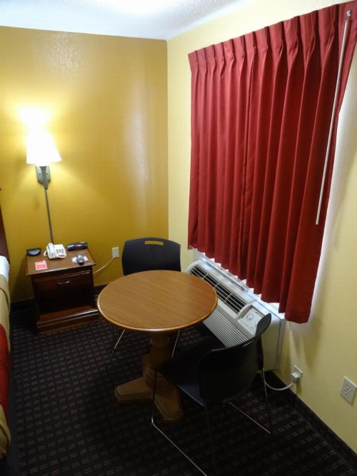 Econo Lodge Fredericksburg near I-95 - image 5