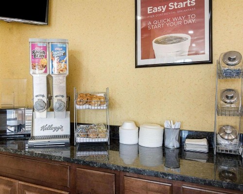 Econo Lodge Fredericksburg near I-95 - image 7