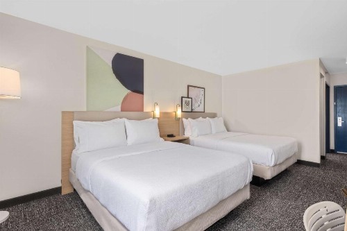 Sleep Inn Southpoint - image 20