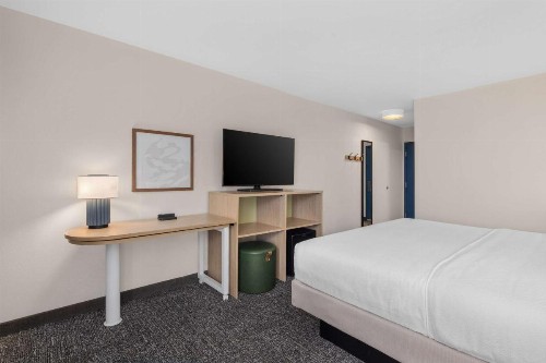 Sleep Inn Southpoint - image 25