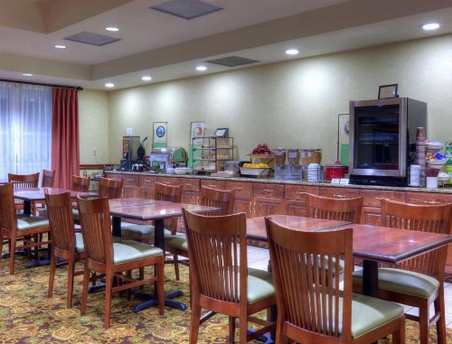 Country Inn & Suites by Radisson Fredericksburg VA - image 22