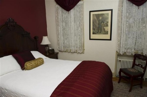 Inn at the Old Silk Mill - image 2