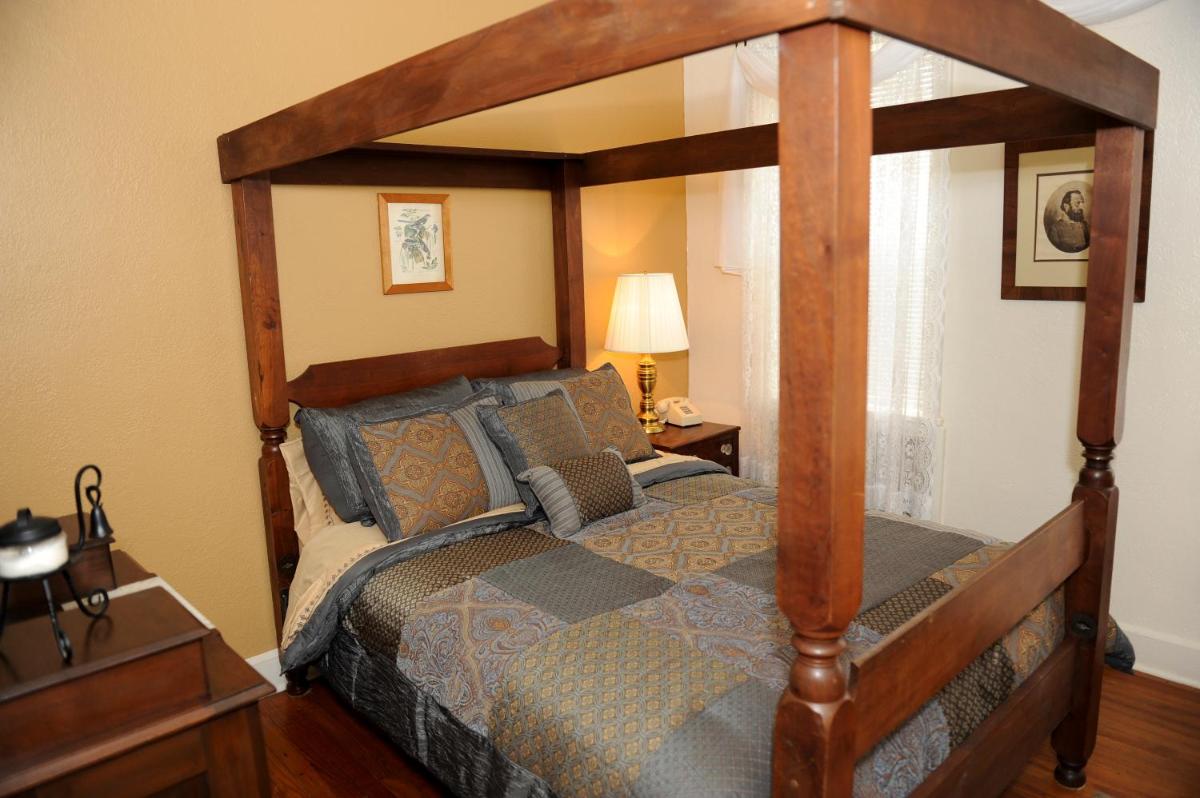 Inn at the Old Silk Mill - image 7