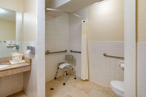 Quality Inn Fredericksburg near Historic Downtown - image 40