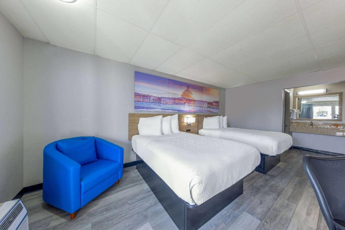 Days Inn by Wyndham Fredericksburg North - image 2