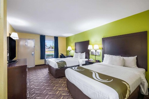 Quality Inn Fredericksburg-Central Park Area - image 10