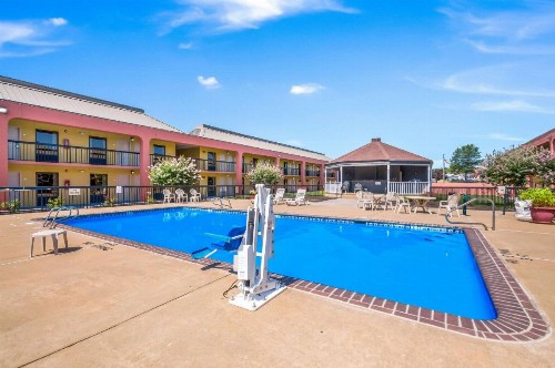 Quality Inn Fredericksburg-Central Park Area - image 23
