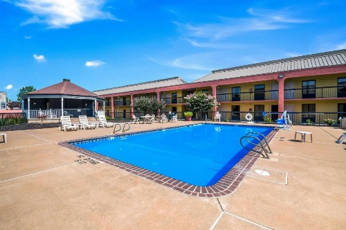 Quality Inn Fredericksburg-Central Park Area - image 24