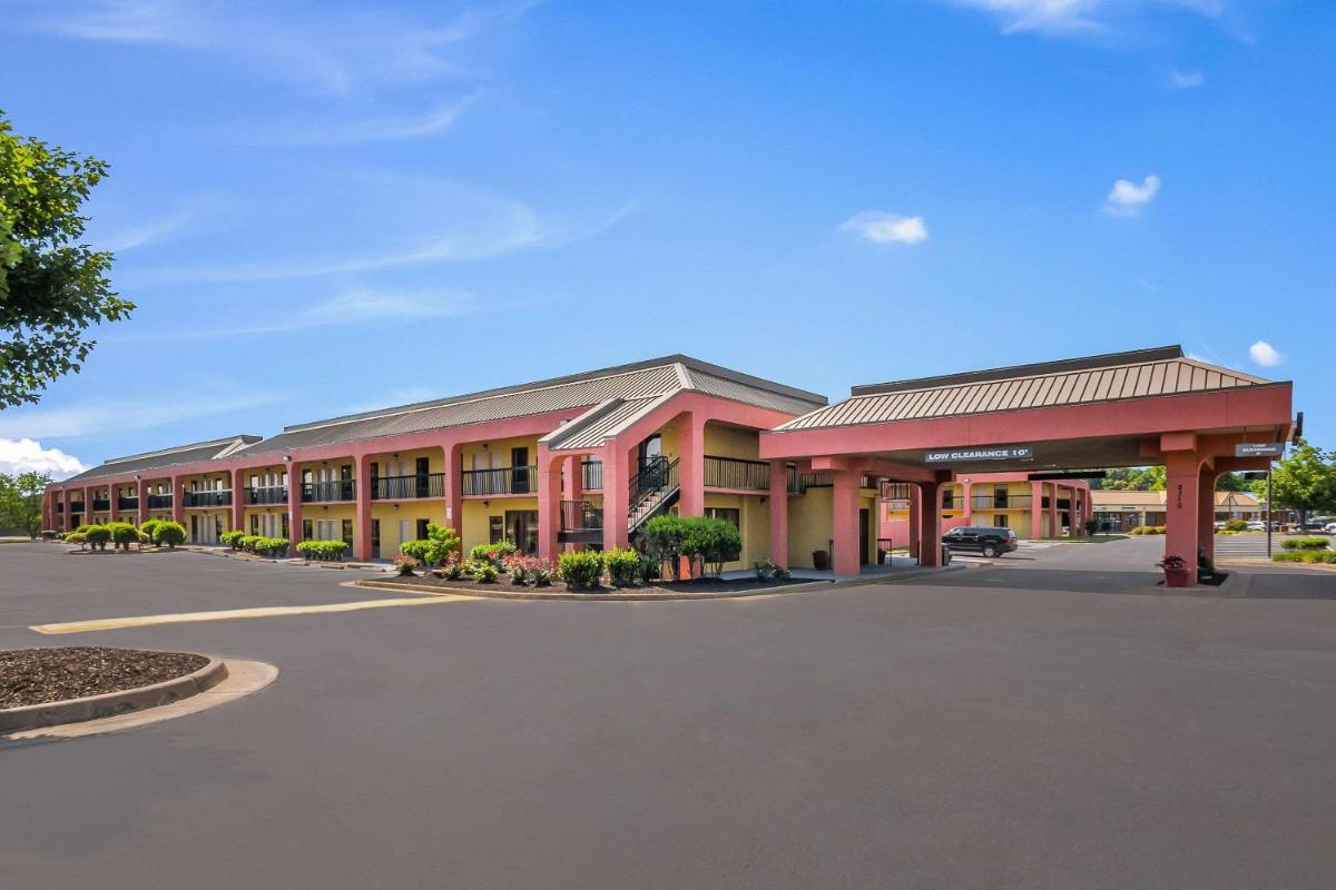 Quality Inn Fredericksburg-Central Park Area - image 3