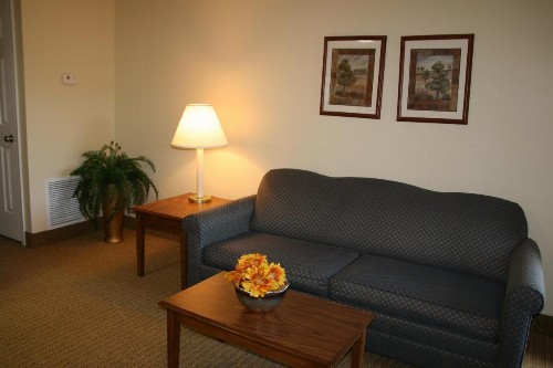 Affordable Suites of America Fredericksburg - image 4
