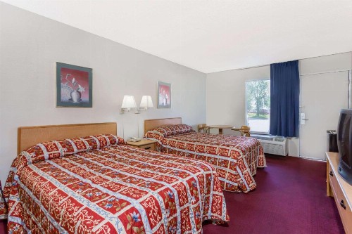 Knights Inn - Fredericksburg - image 15