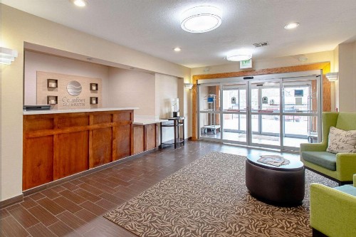 Comfort Inn and Suites Fredericksburg - image 15