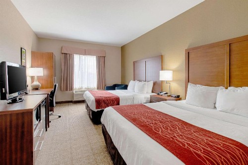 Comfort Inn and Suites Fredericksburg - image 19