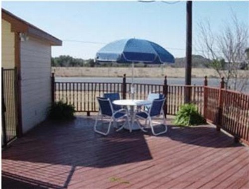 Fredericksburg Hill Country Hotel - image 6