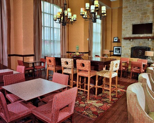 Hampton Inn & Suites Fredericksburg - image 26