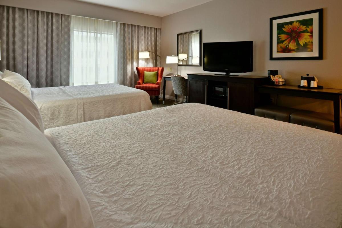 Hampton Inn & Suites Fredericksburg - image 6