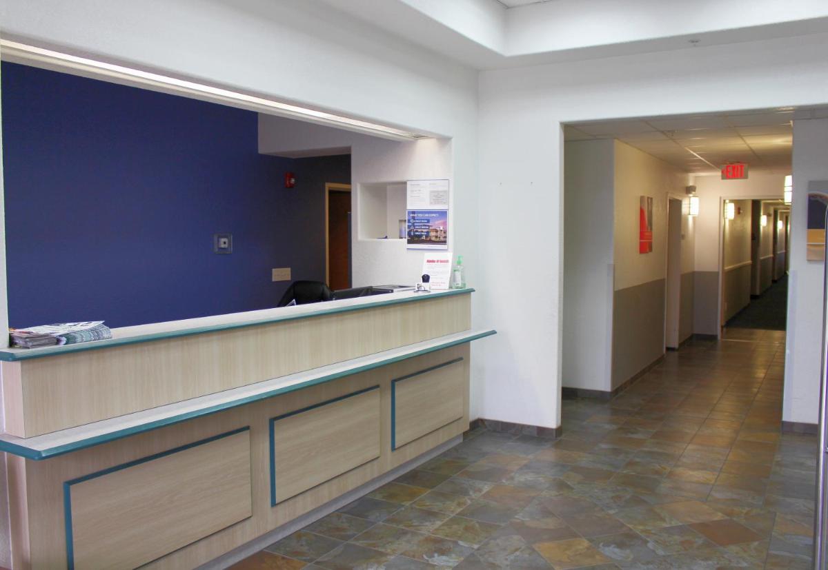 Wine Country Inn - image 2
