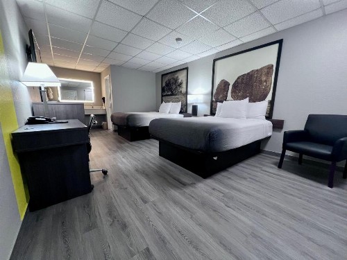 Super 8 by Wyndham Fredericksburg - image 13