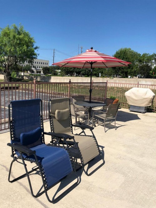 Windcrest Inn and Suites - image 11