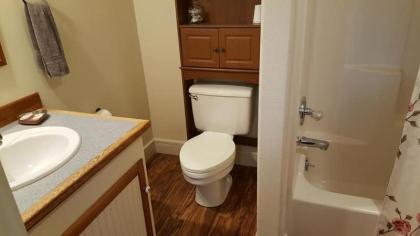 Full Moon Inn - image 18