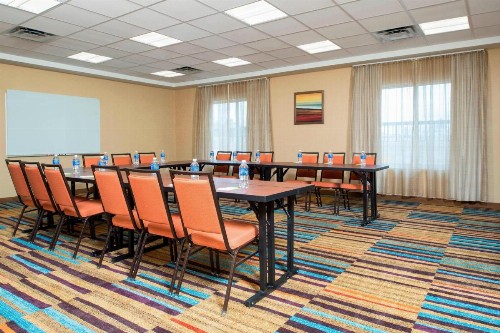 Fairfield Inn & Suites by Marriott Fredericksburg - image 16
