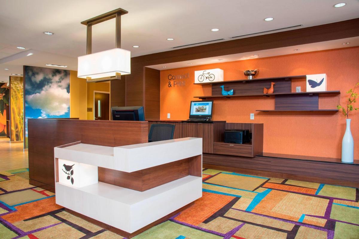 Fairfield Inn & Suites by Marriott Fredericksburg - image 5
