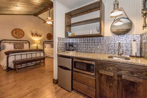 Vineyard Trail Cottages- Adults Only - image 34