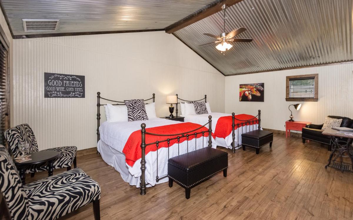 Vineyard Trail Cottages- Adults Only - image 7
