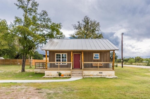 Vineyard Trail Cottages- Adults Only - image 8