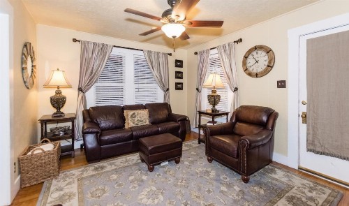 Agape Front Cottage - image 5
