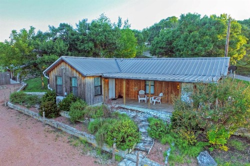 A Barn At The Quarry - image 24