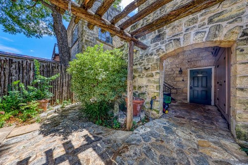 Eden's Gate - image 8