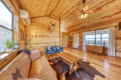 Rocky Ridge Cabin - image 8