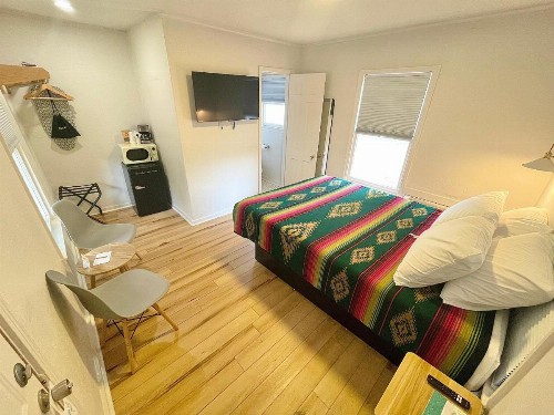 Frederick Motel - image 2
