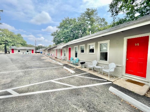 Frederick Motel - image 26