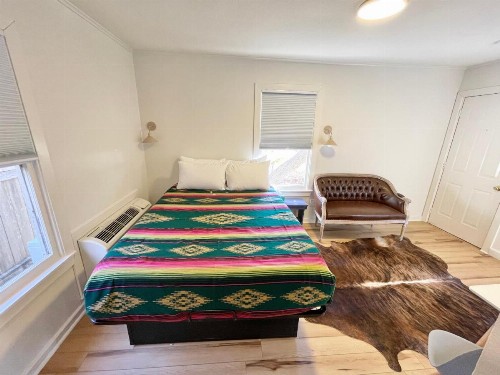 Frederick Motel - image 3