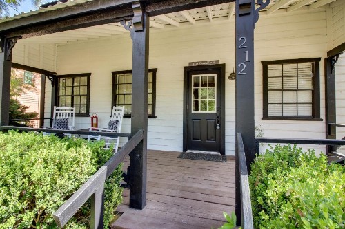 Fredericksburg Farmhaus - image 9