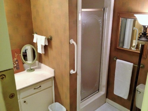 Studio B Guest House - image 24