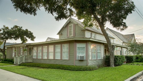 Studio B Guest House - image 26