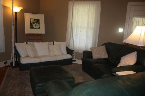 Studio B Guest House - image 9