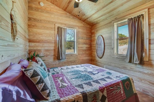 Peaceful Providence Guesthouse - image 2