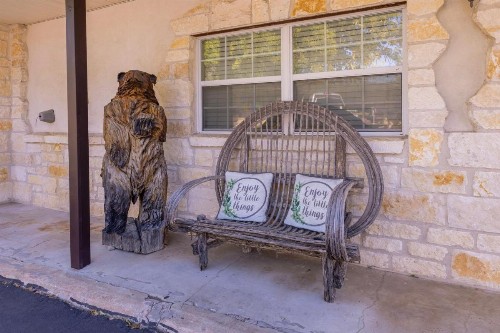 Country Inn & Cottages Motel - image 5