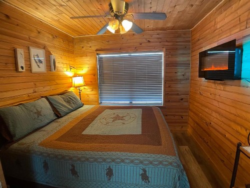 Walnut Canyon Cabins - image 35