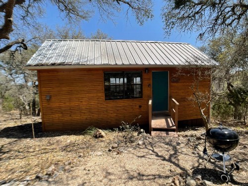 Walnut Canyon Cabins - image 42