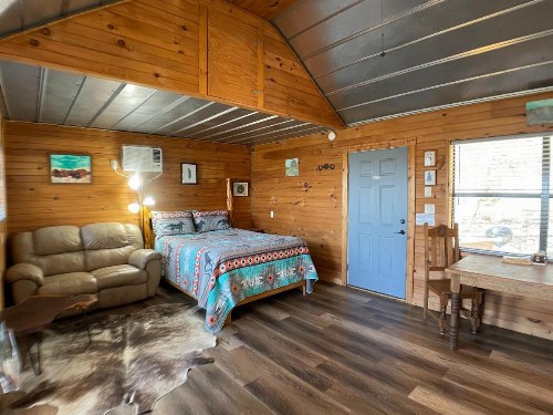 Walnut Canyon Cabins - image 7