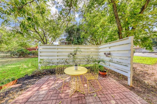 Cosmos Corner House - image 8