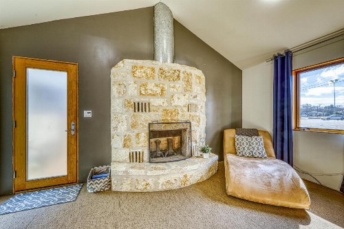 406 Lodge - image 12